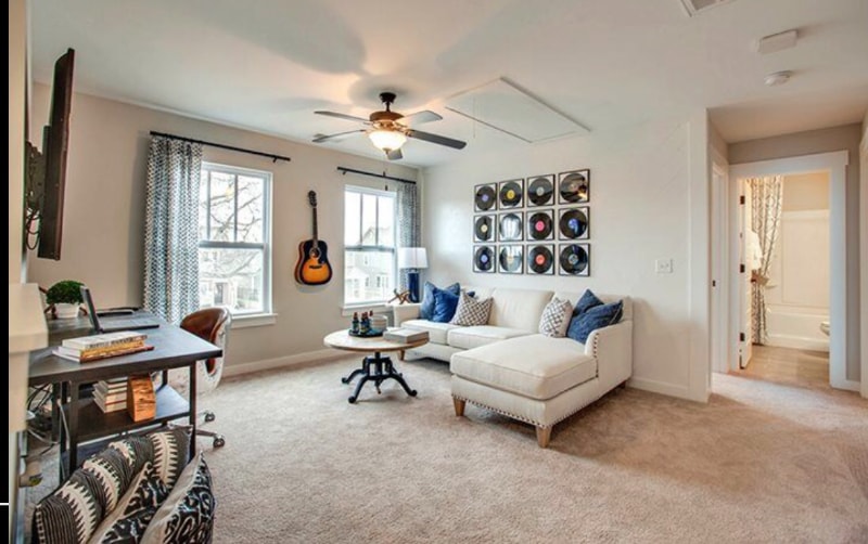 Building Photo - 192 Picasso Cir