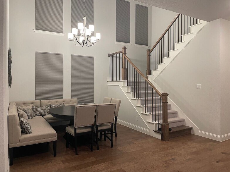 Building Photo - 8517 Campbell Dr