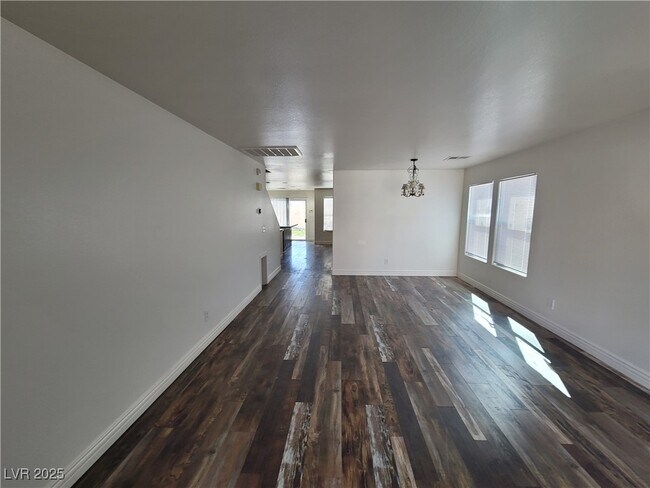 Building Photo - 10799 Flame Vine Ct