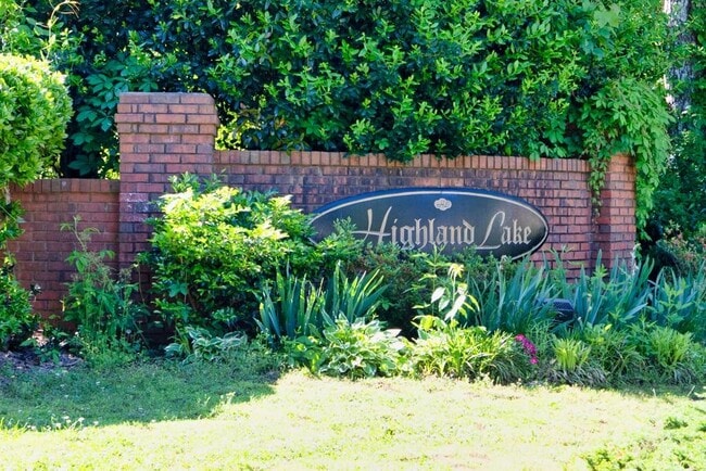 Building Photo - 1500 Highland Farm Dr