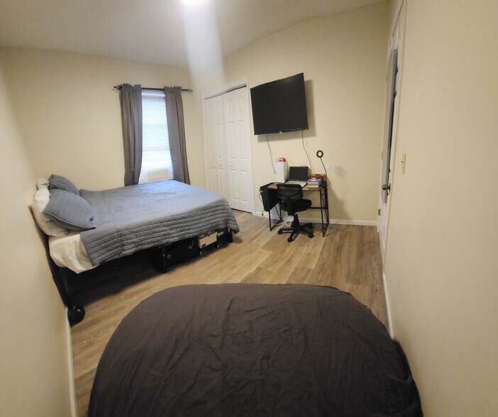 BEDROOM #2 - 70 Naugatuck St