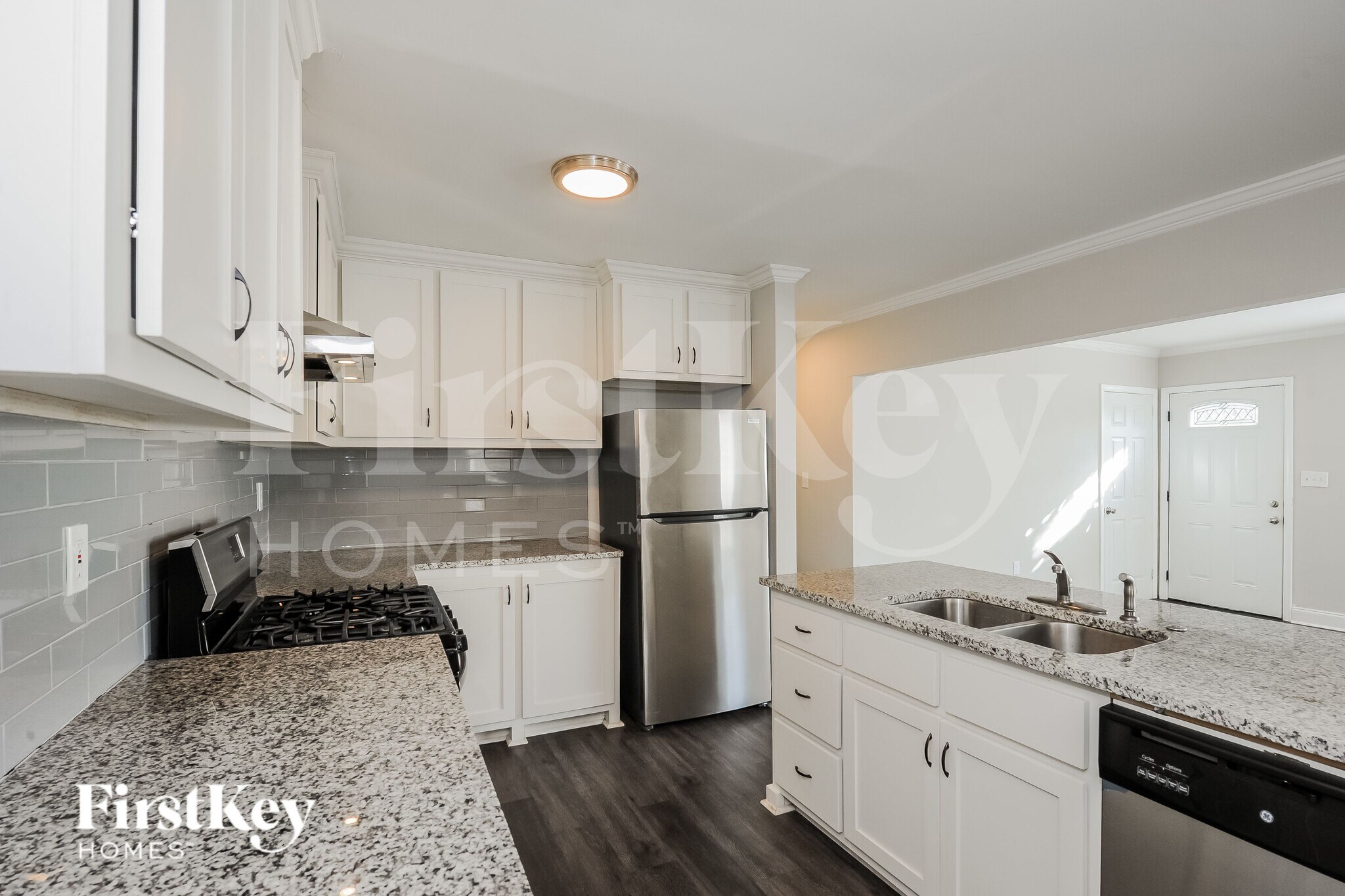 Building Photo - 1954 Wildwood Dr