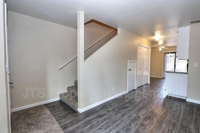 Building Photo - 5828 Alorn Ln