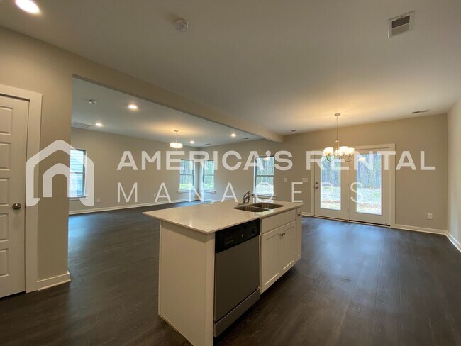 Building Photo - 7945 St.James Dr