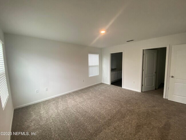 Building Photo - 2773 Oak Stream Dr