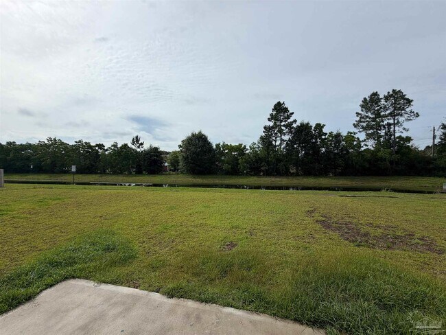 Building Photo - 9899 Starling Dr
