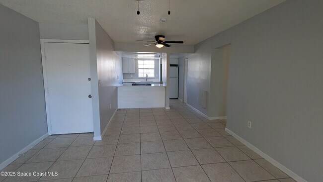 Building Photo - 281 Ulster Ln