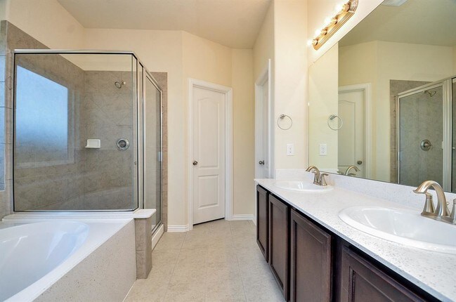 Building Photo - 5118 Brookshire Pass Dr