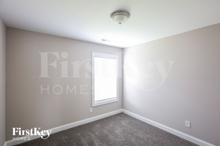 Building Photo - 760 Cherrywood St