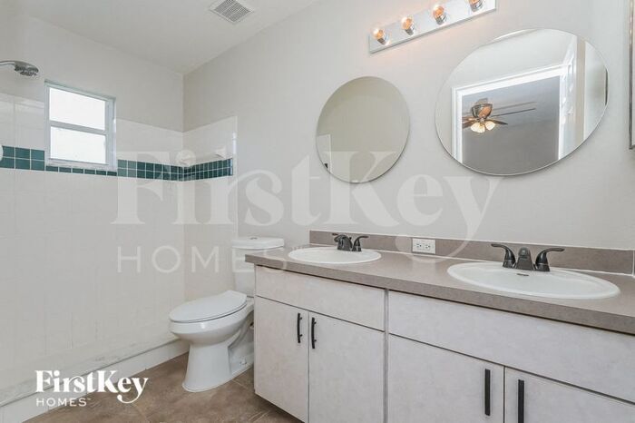 Building Photo - 7808 Habersham Dr