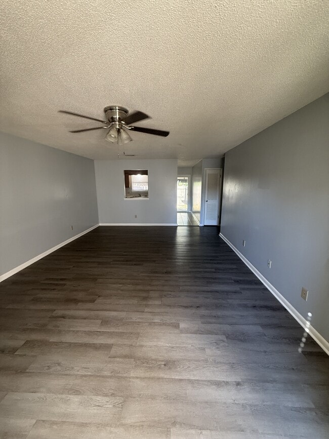 Building Photo - 131 Stonehedge Drive