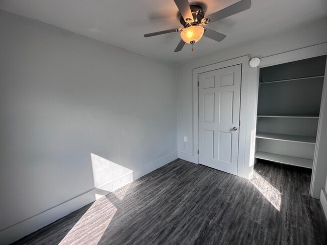 Building Photo - 607 Penn-E