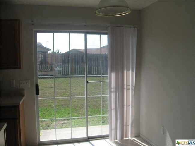 Building Photo - 5807 Redstone Dr