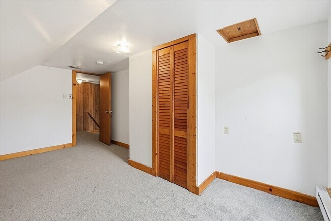 Building Photo - 36 Albion St