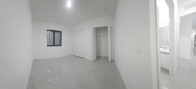 Building Photo - 2970 NW 48th St