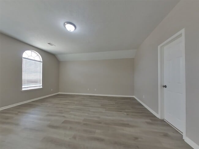Building Photo - 2311 Daneswood Ct