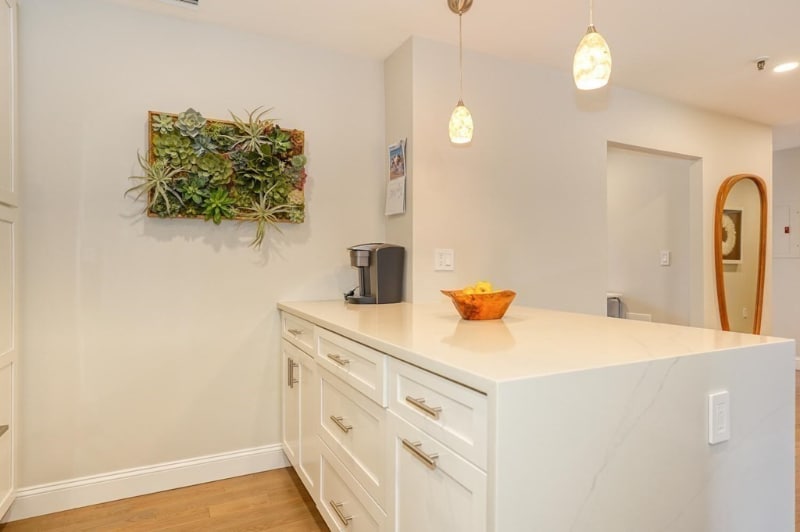 Building Photo - 4 Canal Park