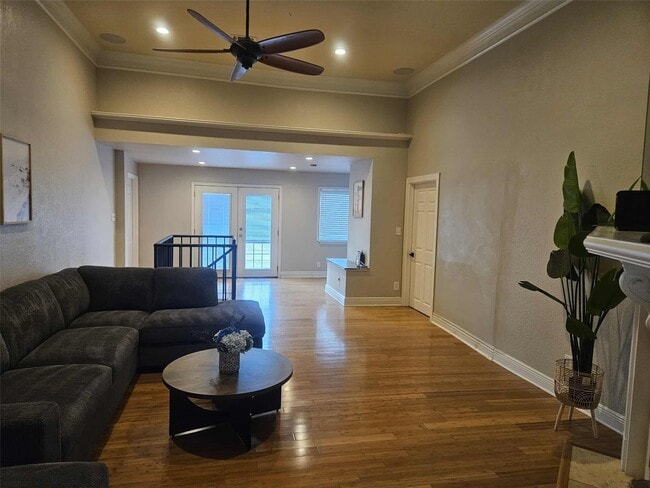 Building Photo - 812 Marlin St