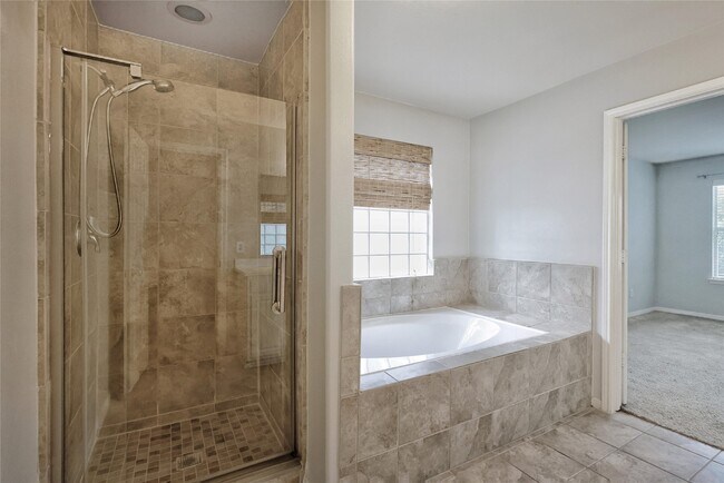 Building Photo - 3626 Knights Hollow Ct