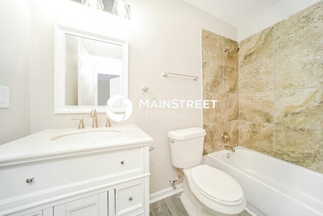 Building Photo - 3 Bedroom Pet-Friendly Home in Jonesboro, GA with Main Street Renewal