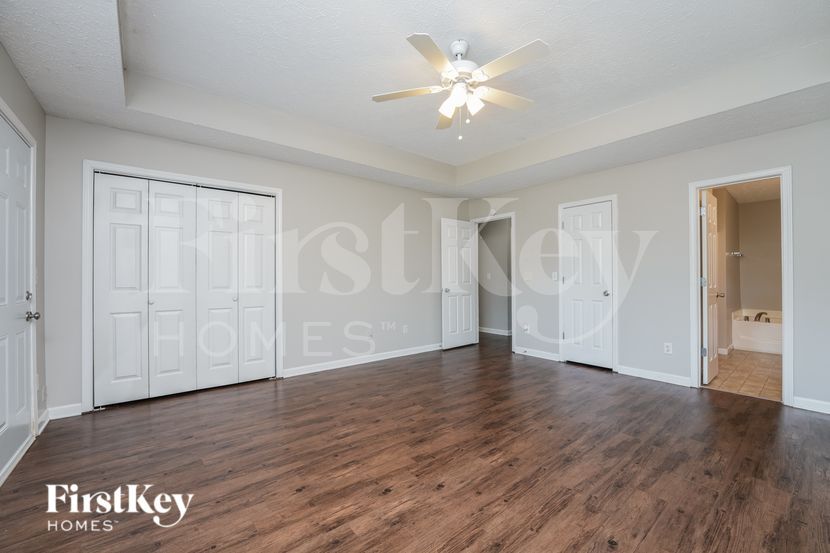 Building Photo - 526 George Tate Dr