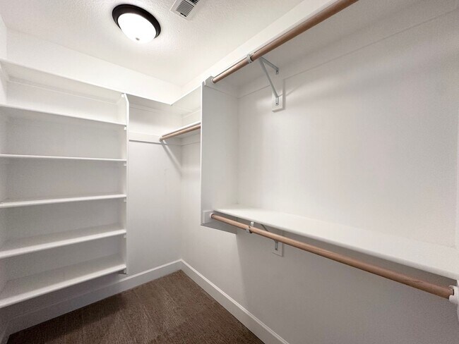 Building Photo - Beautiful Modern Home in N Portland!