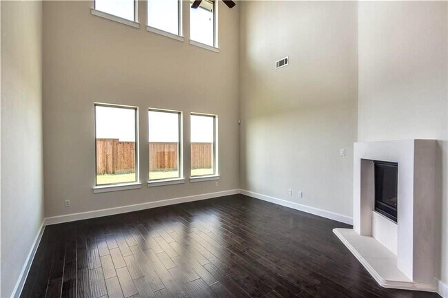 Building Photo - 5508 Gypsum Dr
