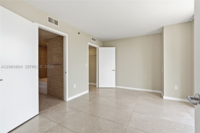 Building Photo - 50 Biscayne Blvd