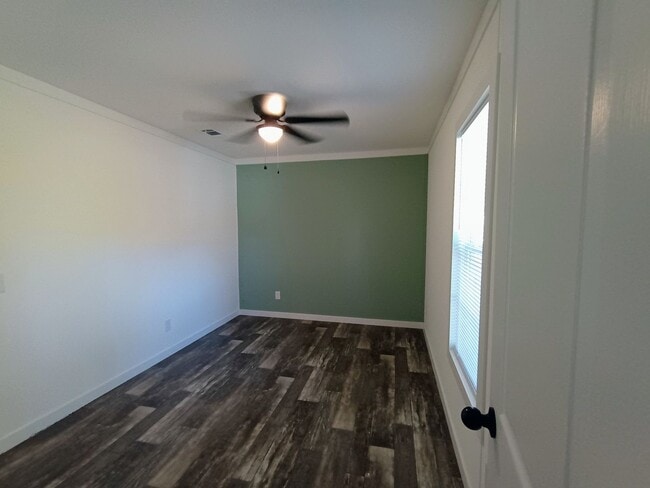 Building Photo - 55 and older Golf Course Community 3 bed 2 bath New build