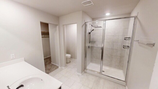Building Photo - 4902 Karen Grn Dr