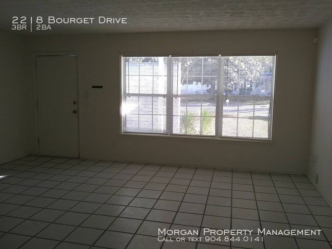 Building Photo - 2218 Bourget Dr