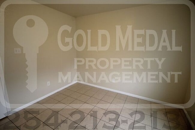 Building Photo - 601 N Gilmer St