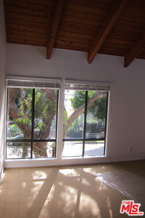 Building Photo - 2909 Arizona Ave