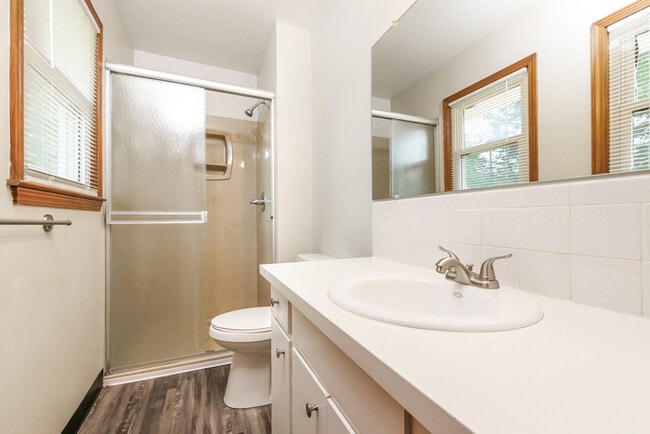 Building Photo - Comfortable 3 Bedroom Home in Independence