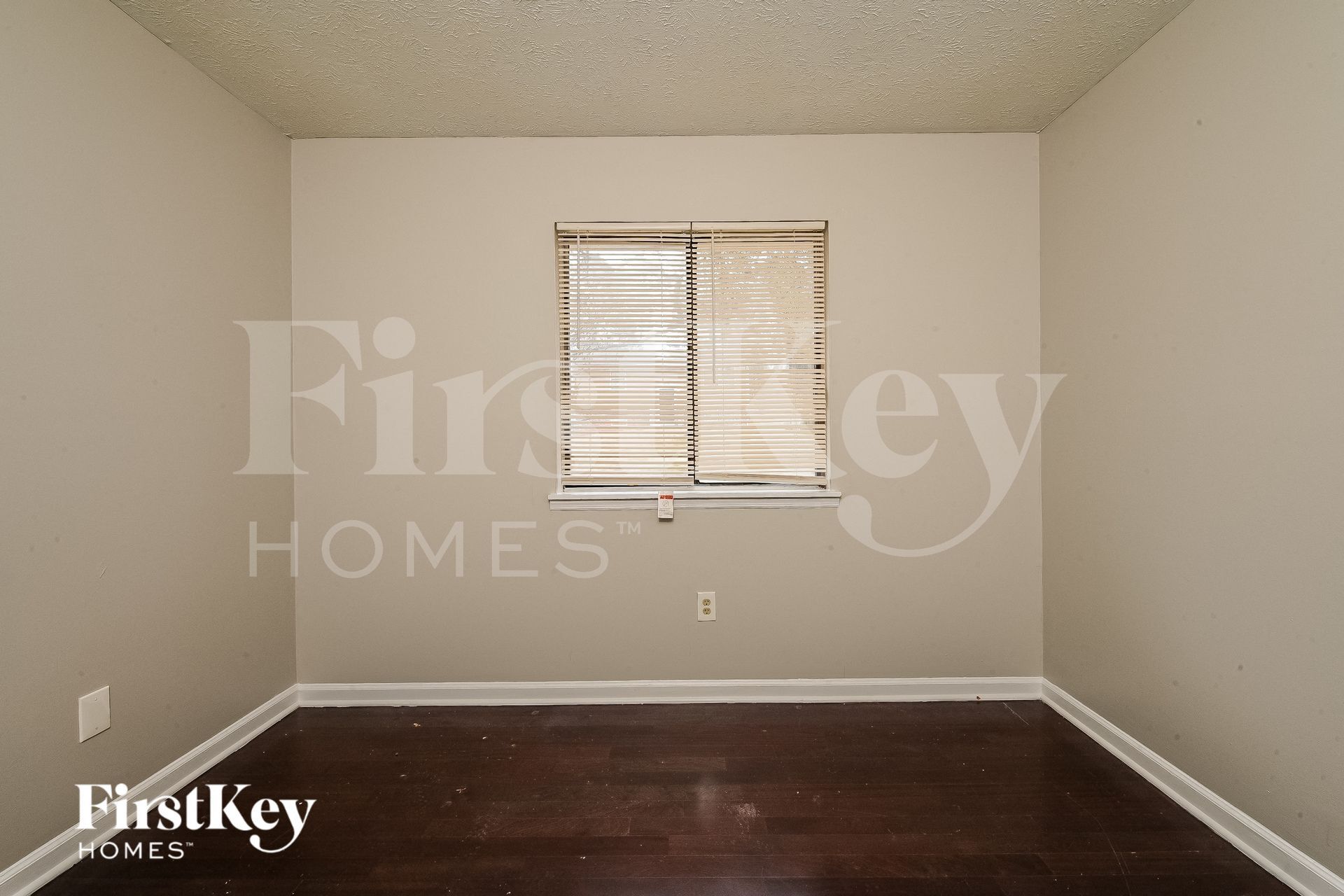 Building Photo - 2211 Cherokee Valley Cir