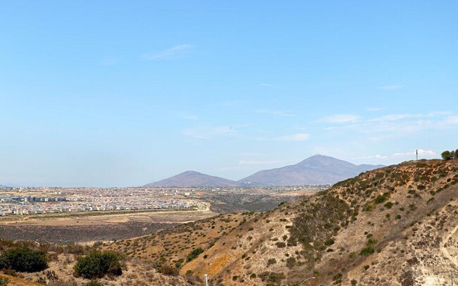 Building Photo - 6313 Avenida De Las Vistas