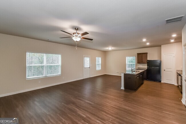 Building Photo - 224 Augusta Woods Dr
