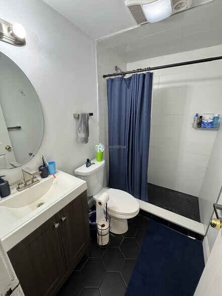 Building Photo - 480 Massachusetts Ave