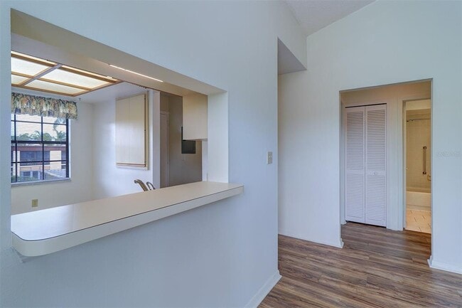 Building Photo - 2400 Winding Creek Blvd