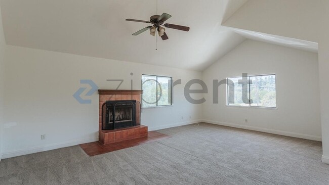 Building Photo - 196 Browns Valley Rd