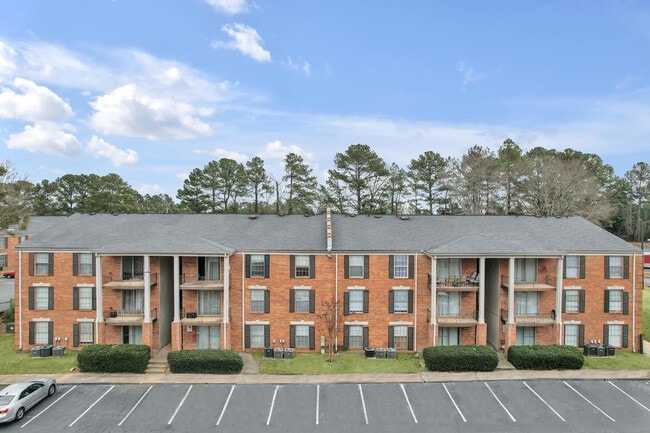 Exterior - Residence at Riverside Row