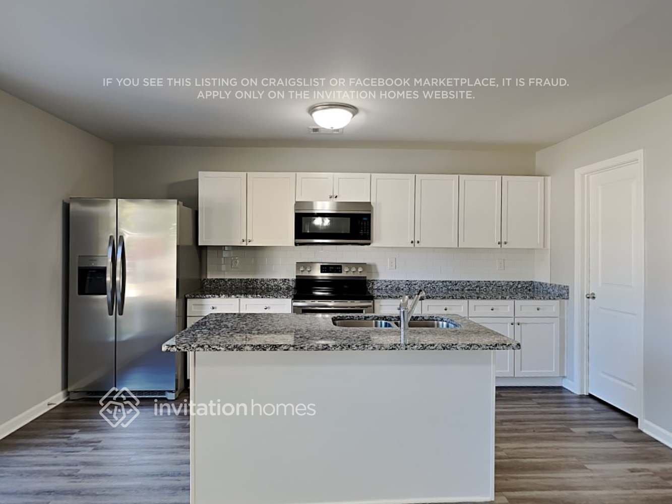 Building Photo - 301 Nutwood Trce