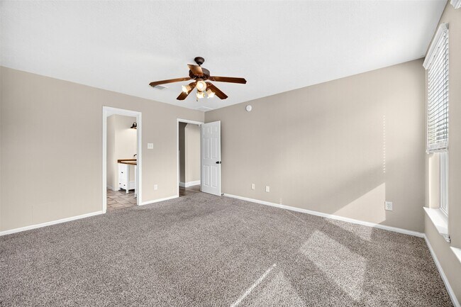 Building Photo - 7603 Kenmark Ln