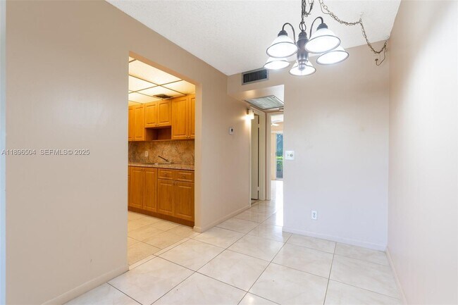 Building Photo - 400 SW 134th Way