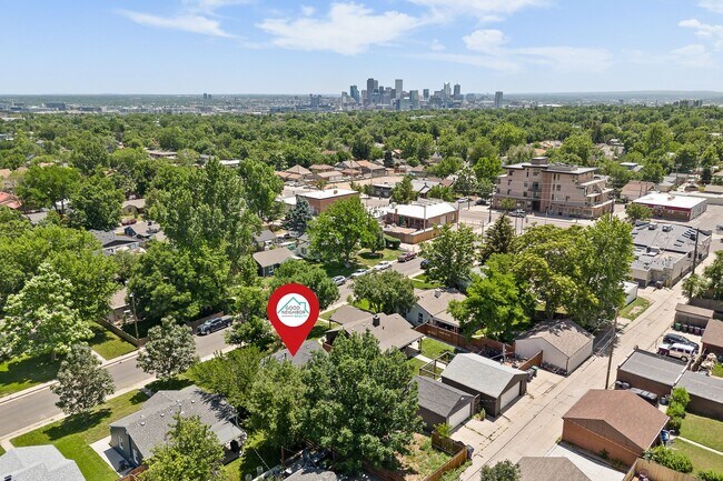 Building Photo - Recently Updated Home in Prime Sunnyside N...