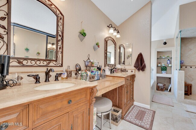 Building Photo - 4542 Skidmore Ct