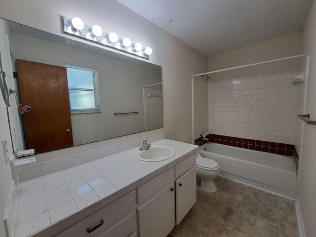 Building Photo - Affordable 3BR/2BA Pool Home