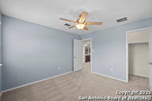 Building Photo - 220 Hinge Creek