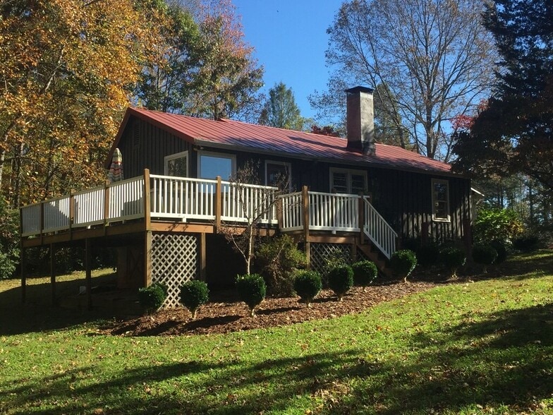 Building Photo - 70 Possum Trot Ln