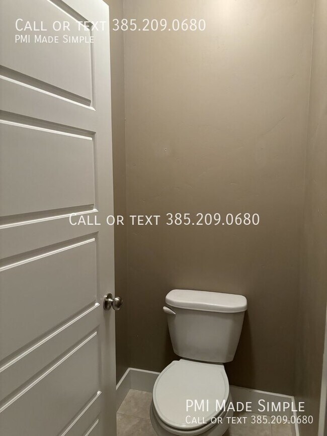 Building Photo - Charming 4-Bed Saratoga Springs Townhome w...